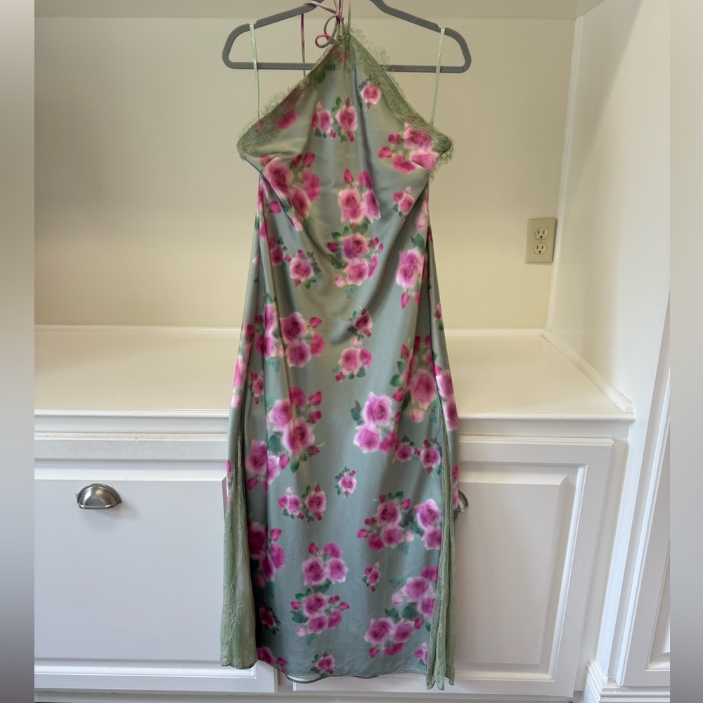 WEWOREWHAT

Floral maxi dress